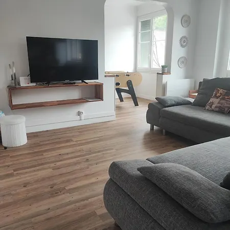 Nouveau Sur Ax-les-thermes, Grand De 118m A 5 Min Du Centre-ville Apartman Ax-les-Thermes