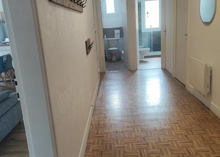 Nouveau Sur Ax-les-thermes, Grand De 118m à 5 Min Du Centre-ville *